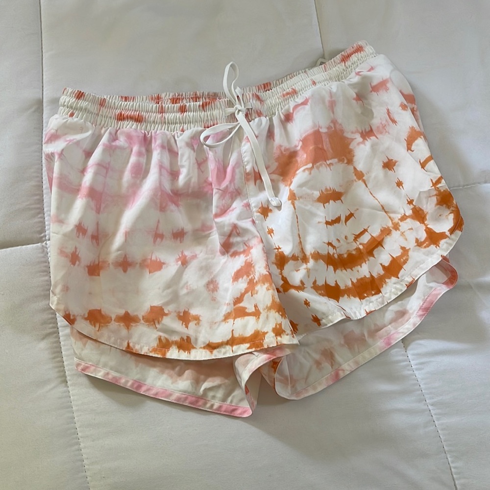 Old Navy Active go dry shorts size medium